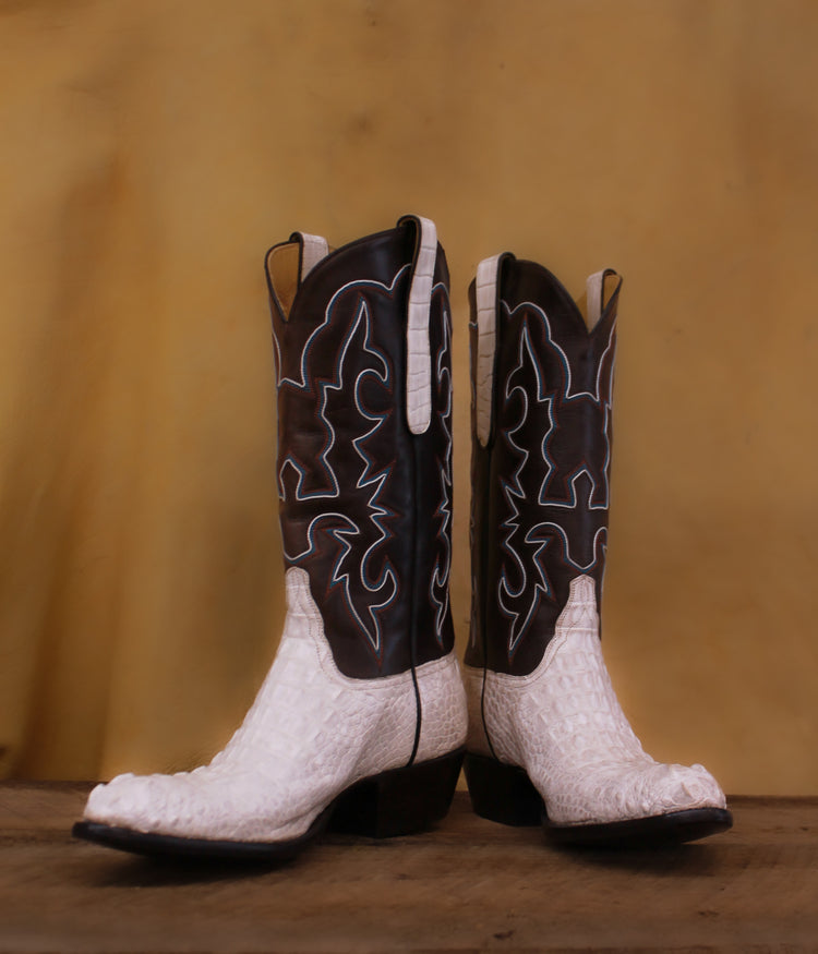 White Hornback Alligator with Choc Roo 1105