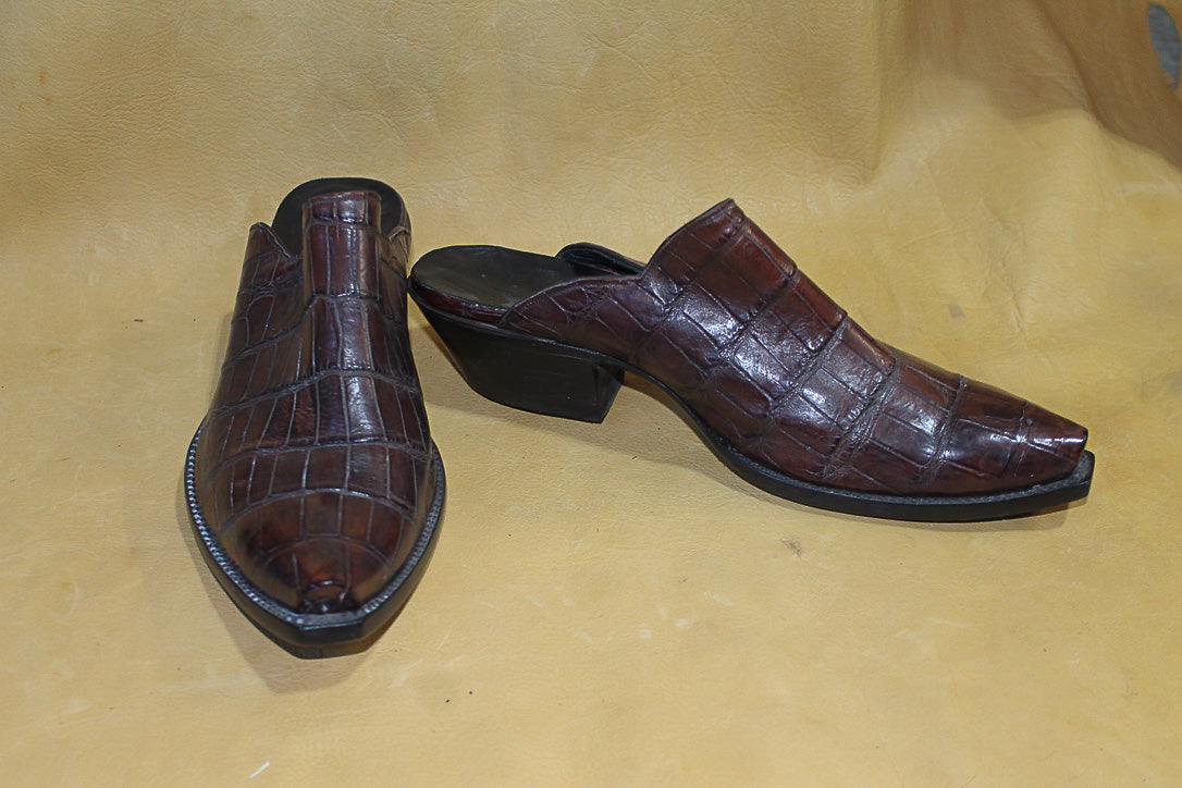 Matte Gator Mule 3057