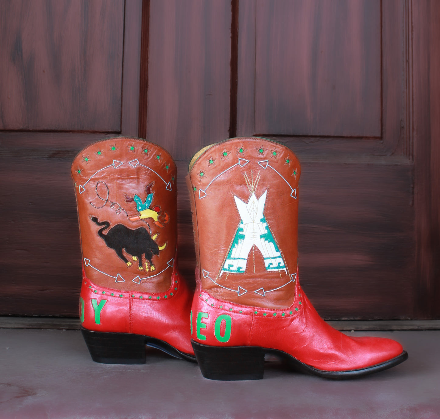 Red & Brown Roo Rodeo Women's Classic 703