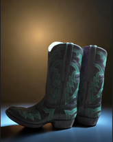 Black Kangaroo with Green Stitching Men's Classic 5-10