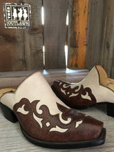 Bone Kangaroo w/choc buffalo wing tip 1901