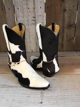 Natural Hair On Women's Classic Boot 2131