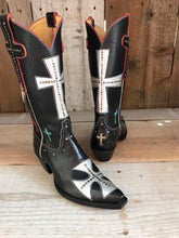 Black Kangaroo W/ Crosses Tres Outlaws Women's Classic Boot 2526@