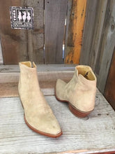 Natural Rough Out Women's Flamingo " 2 Sweet Collection" 1445