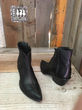 Black Kangaroo w/Black Alligator Trim 1922