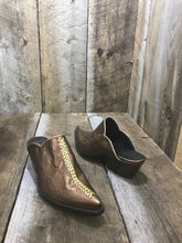 Bronze Kangaroo & Gold Lacing Tres Outlaws Mule 1657*