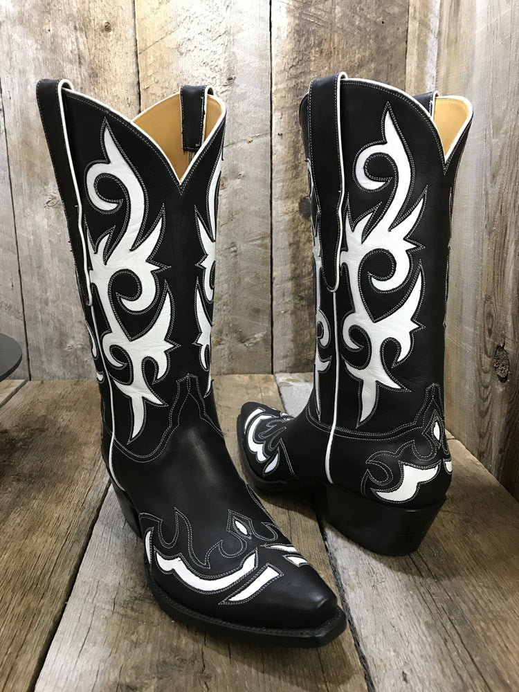 Kangaroo Black & White Women's Classic Boot 2359