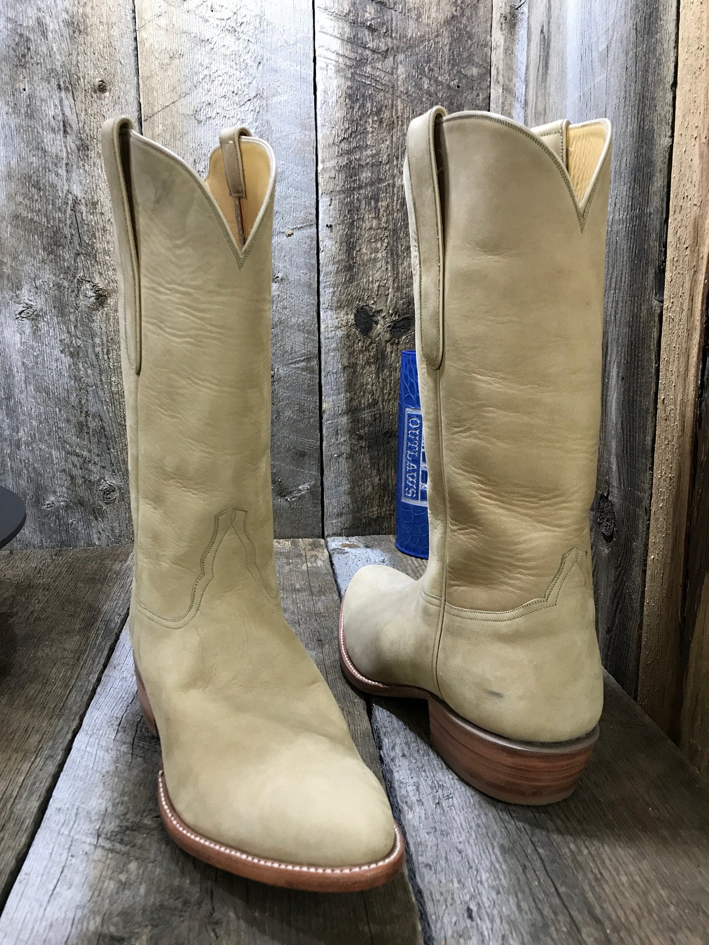 Natural Nubuk Men's Classic Boot 4054