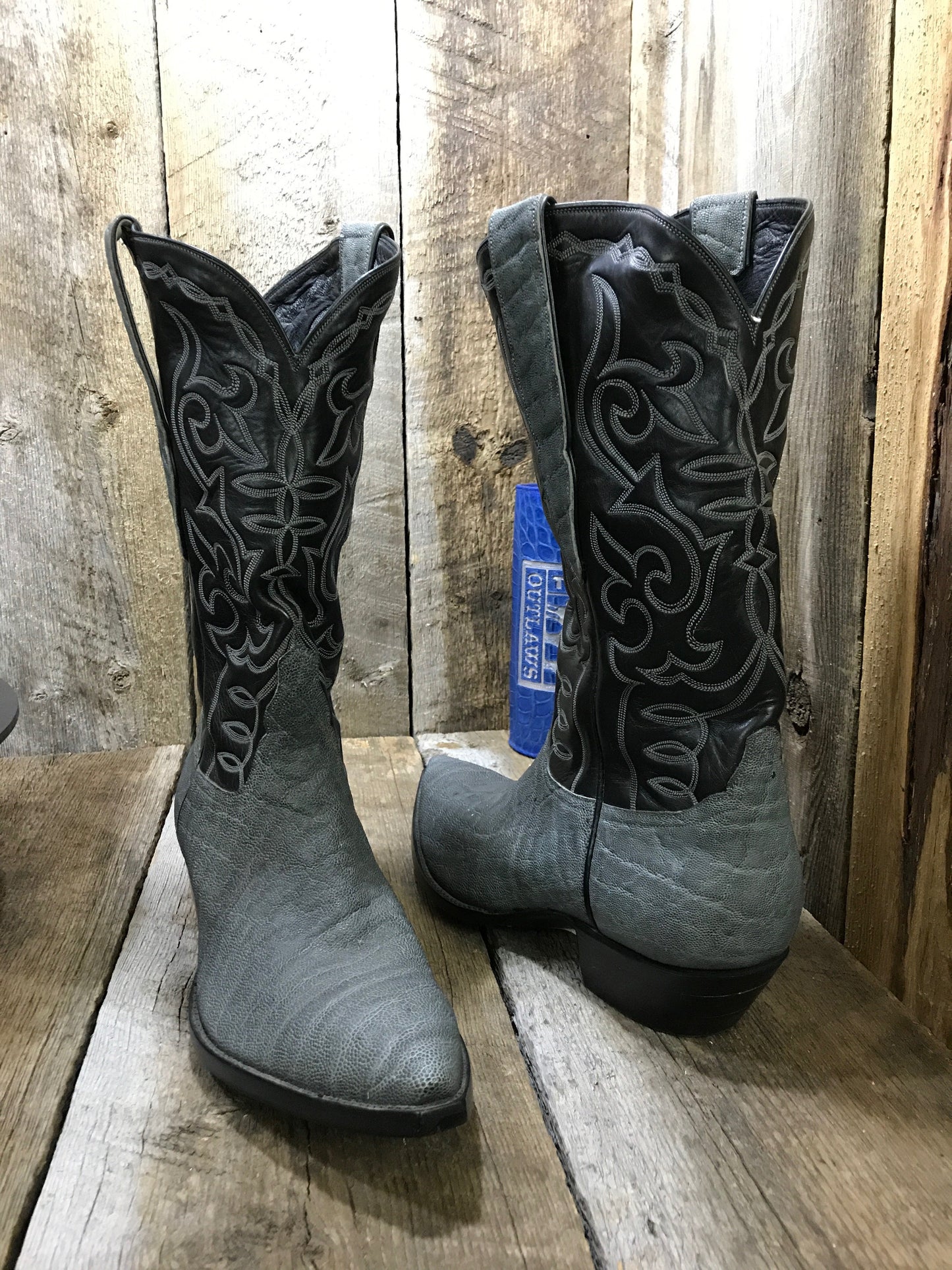 Grey Elephant Men's Classic 4210