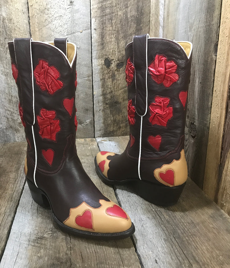 "Love In The Air" Soft Calf Folded Roses Falconhead Women's Classic 1413