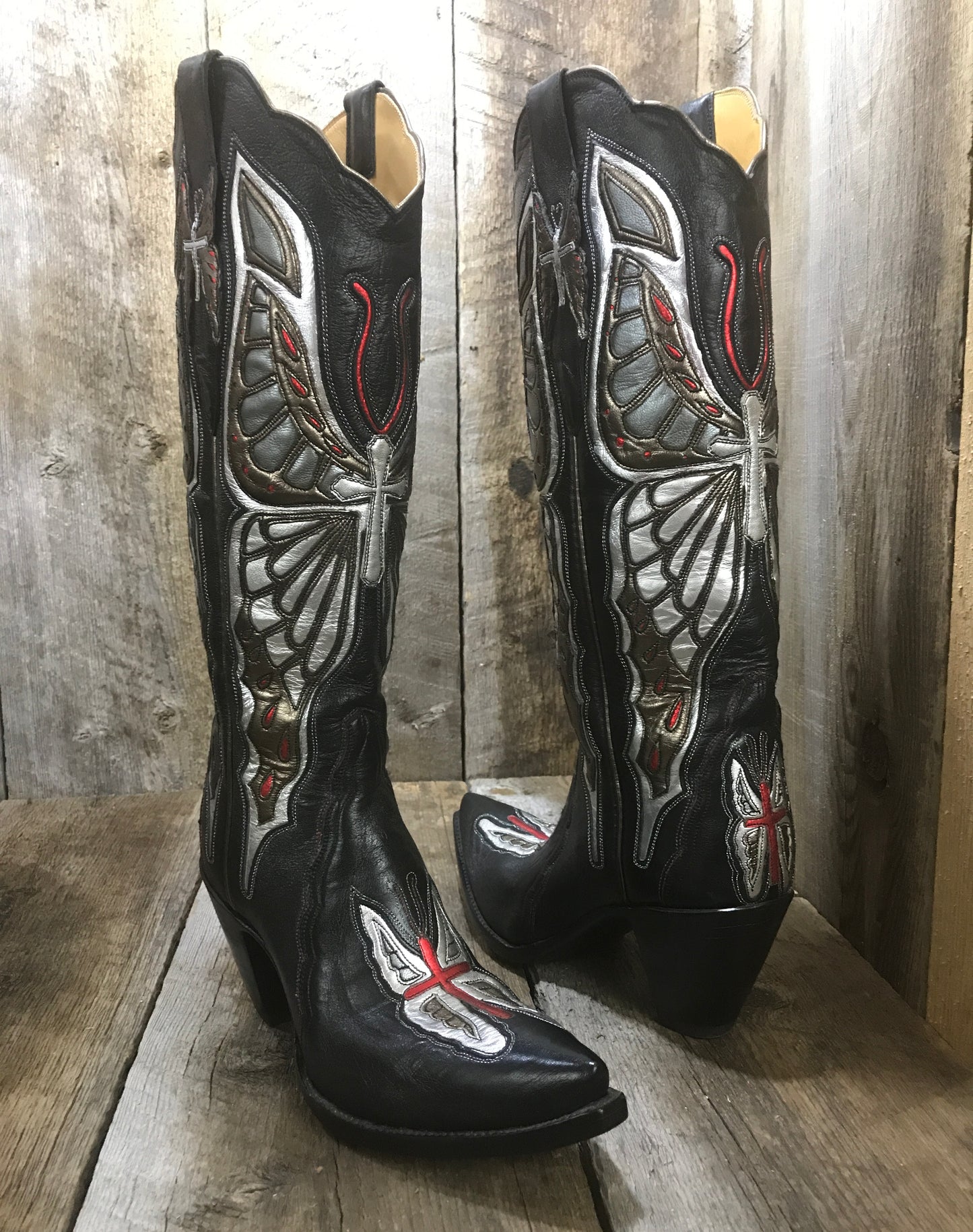 Brittney's Butterfly Women's Classic Tall 1433
