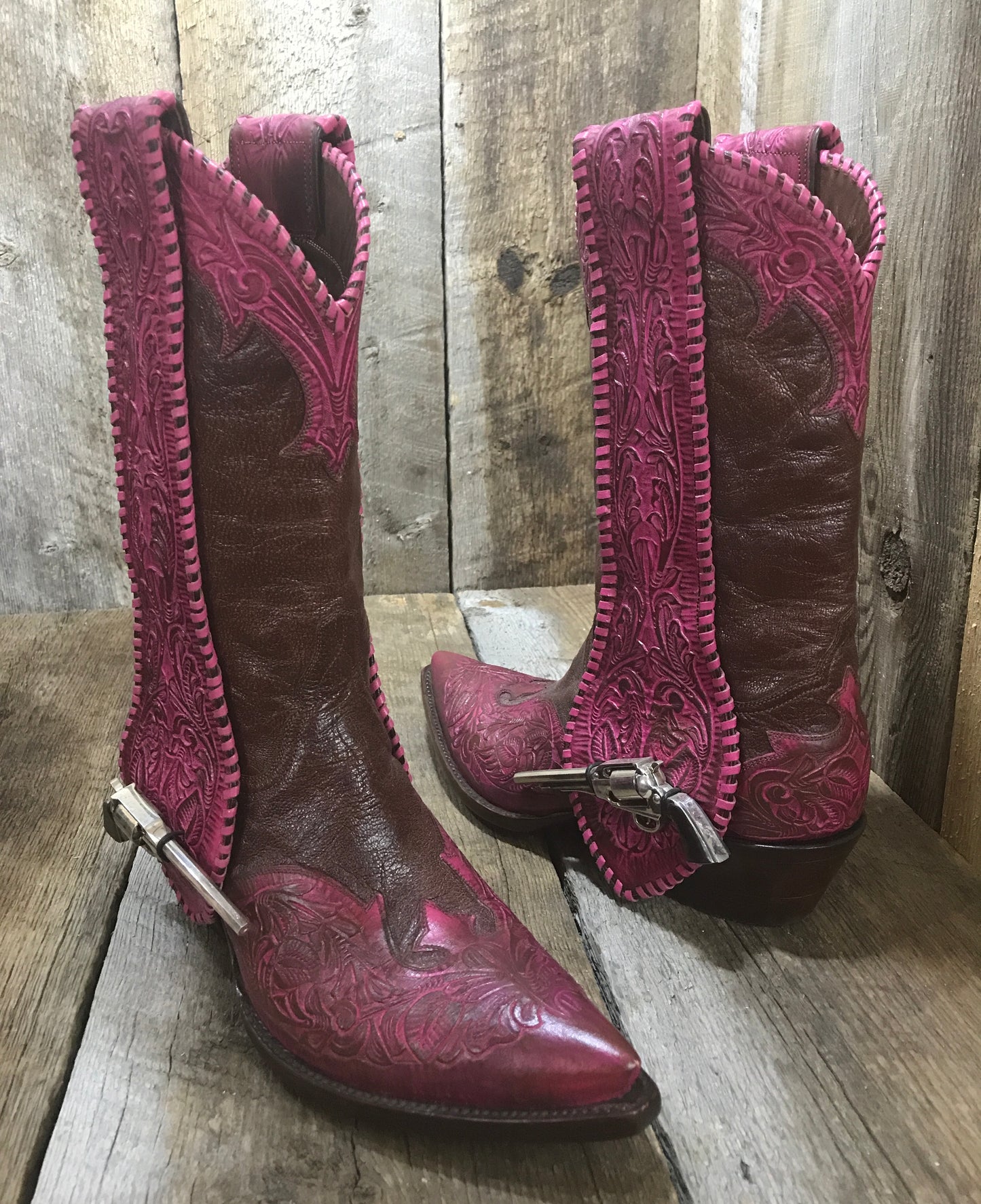 " Pistol Packing Momma" Burgundy & Plum Tres Outlaws Women's Classic 1553