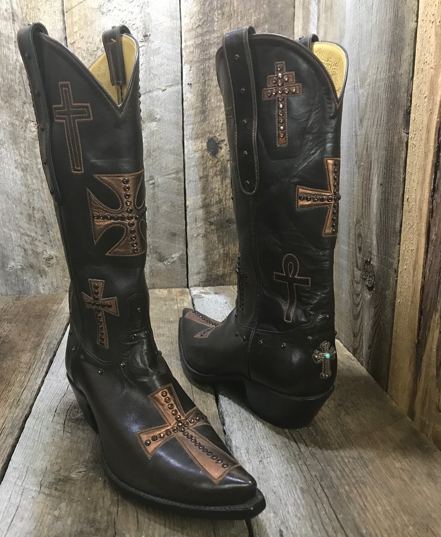 "Ultimate Cross" Women's Classic 1649