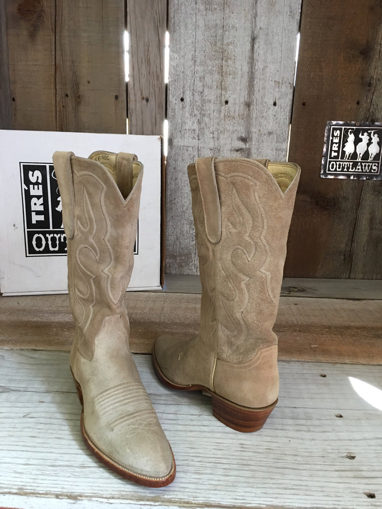 Natural Roughout Women's Tres Outlaws Boot 902 @