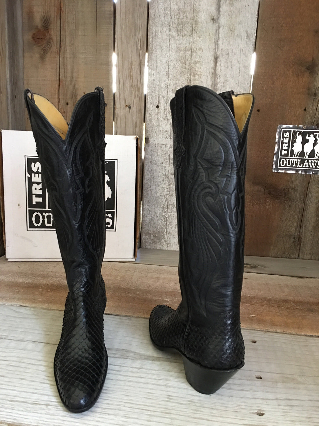 Black Anaconda 1400