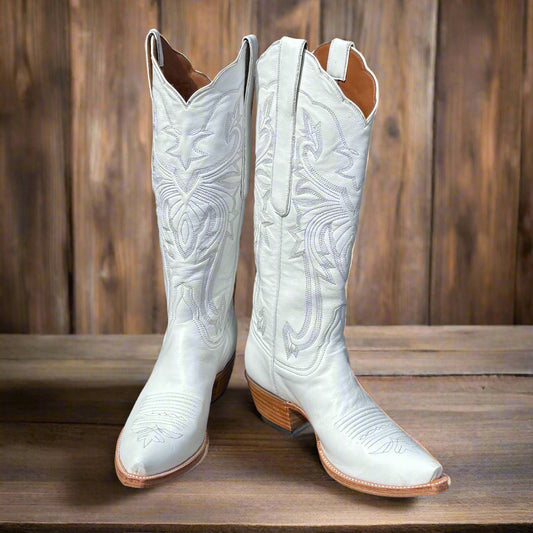 All White Kangaroo Women's Classic 4-22
