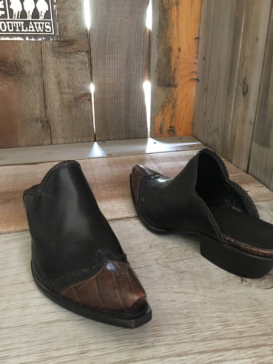 Black Kangaroo w/choc Alligator 1712