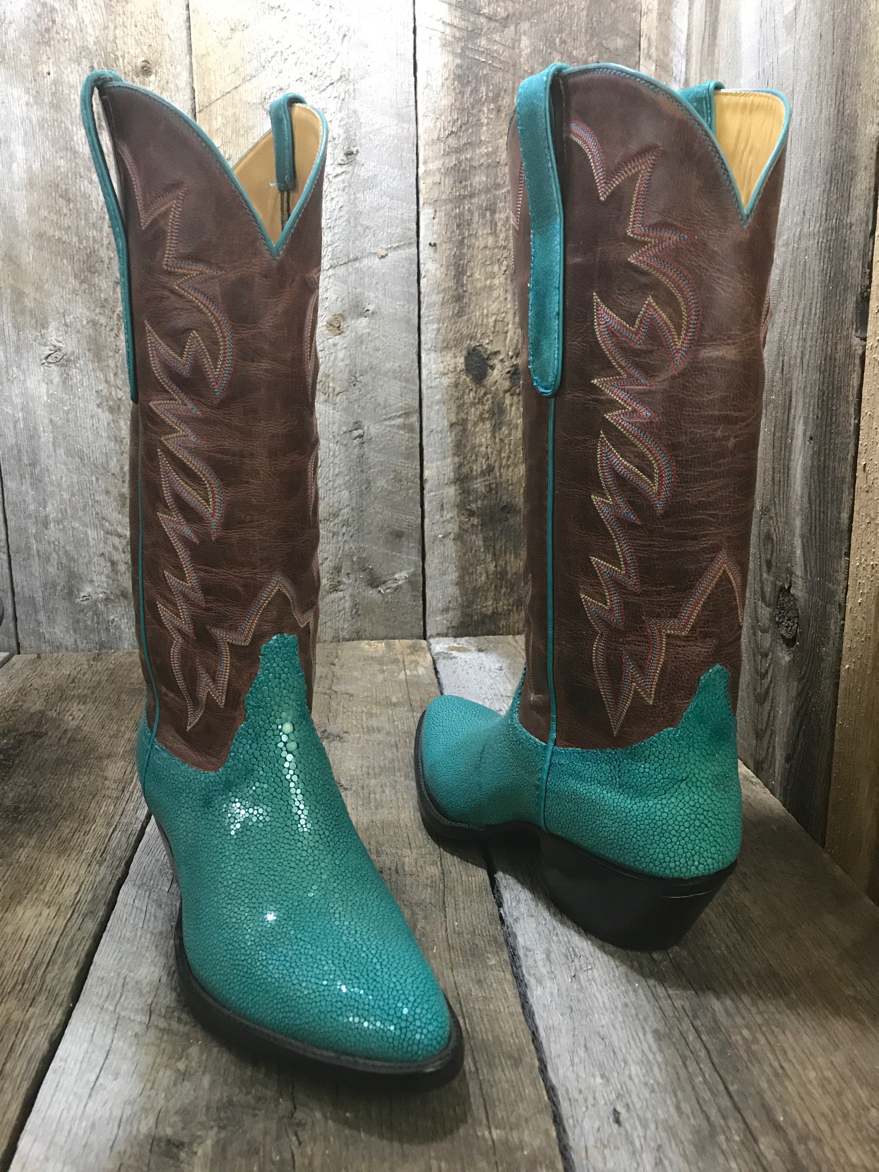 Turquoise Stingray Tres Outlaws Women's Classic 1965 * – Tres Outlaws ...