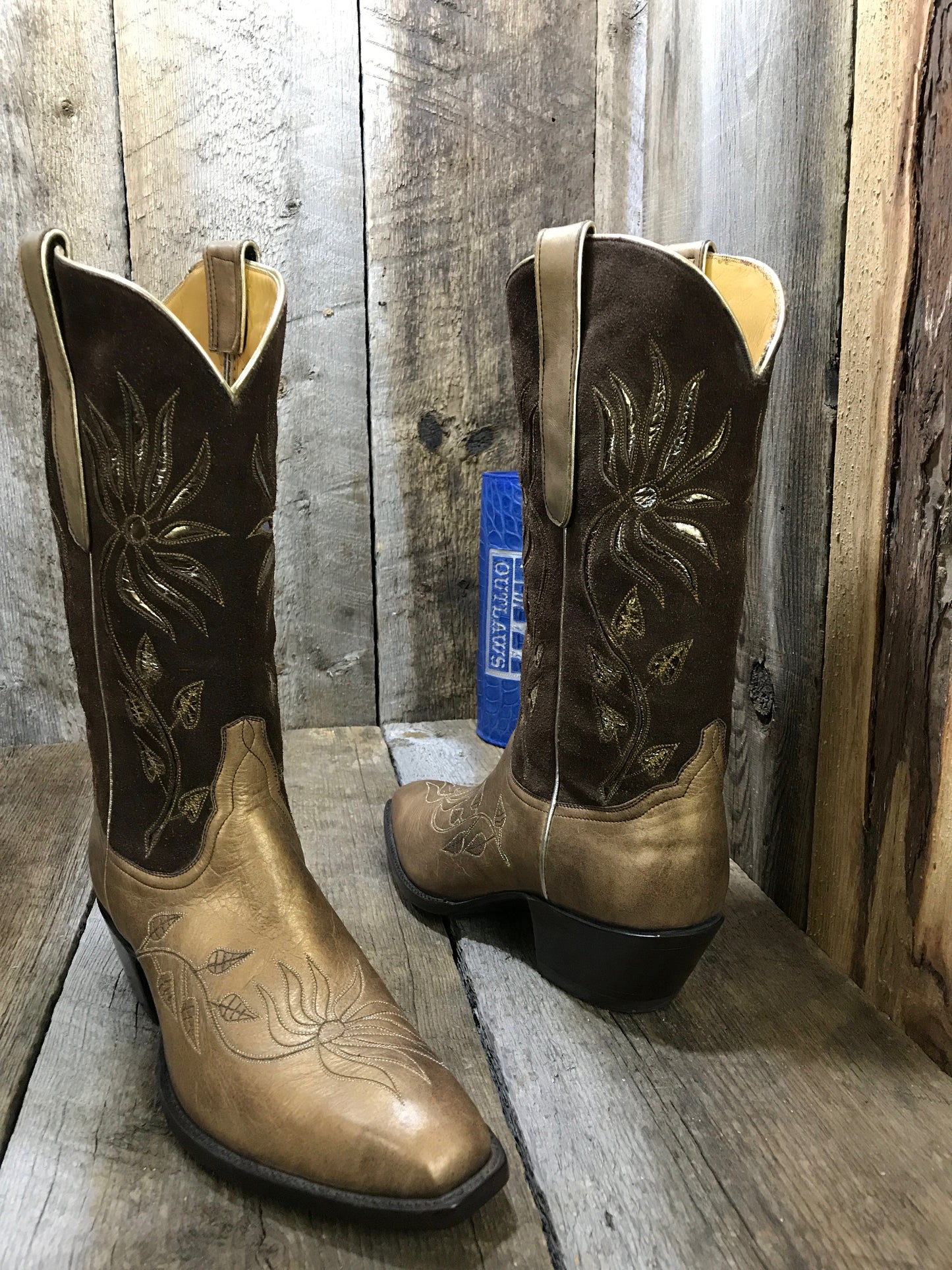Southwestern  Calf Suede Women's Classic 1835